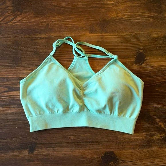 2-Piece Seamless Workout Set - Picture 1 of 5